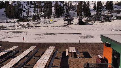 Alpine Meadows: Alpine Peek (squawalpine.com)