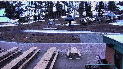 Alpine Meadows: Alpine Peek (squawalpine.com)