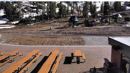 Alpine Meadows: Alpine Peek (squawalpine.com)