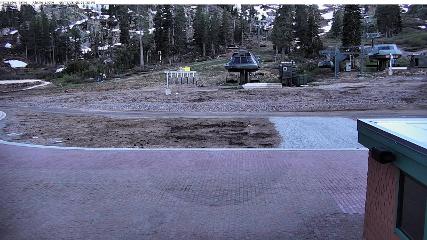 Alpine Meadows: Alpine Peek (squawalpine.com)