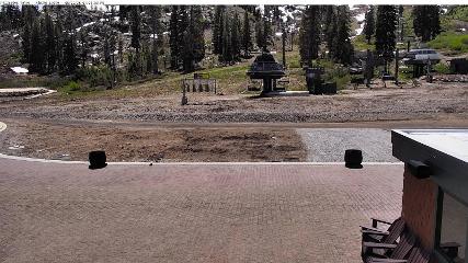 Alpine Meadows webcam