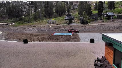 Alpine Meadows: Alpine Peek (squawalpine.com)