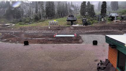 Alpine Meadows: Alpine Peek (squawalpine.com)