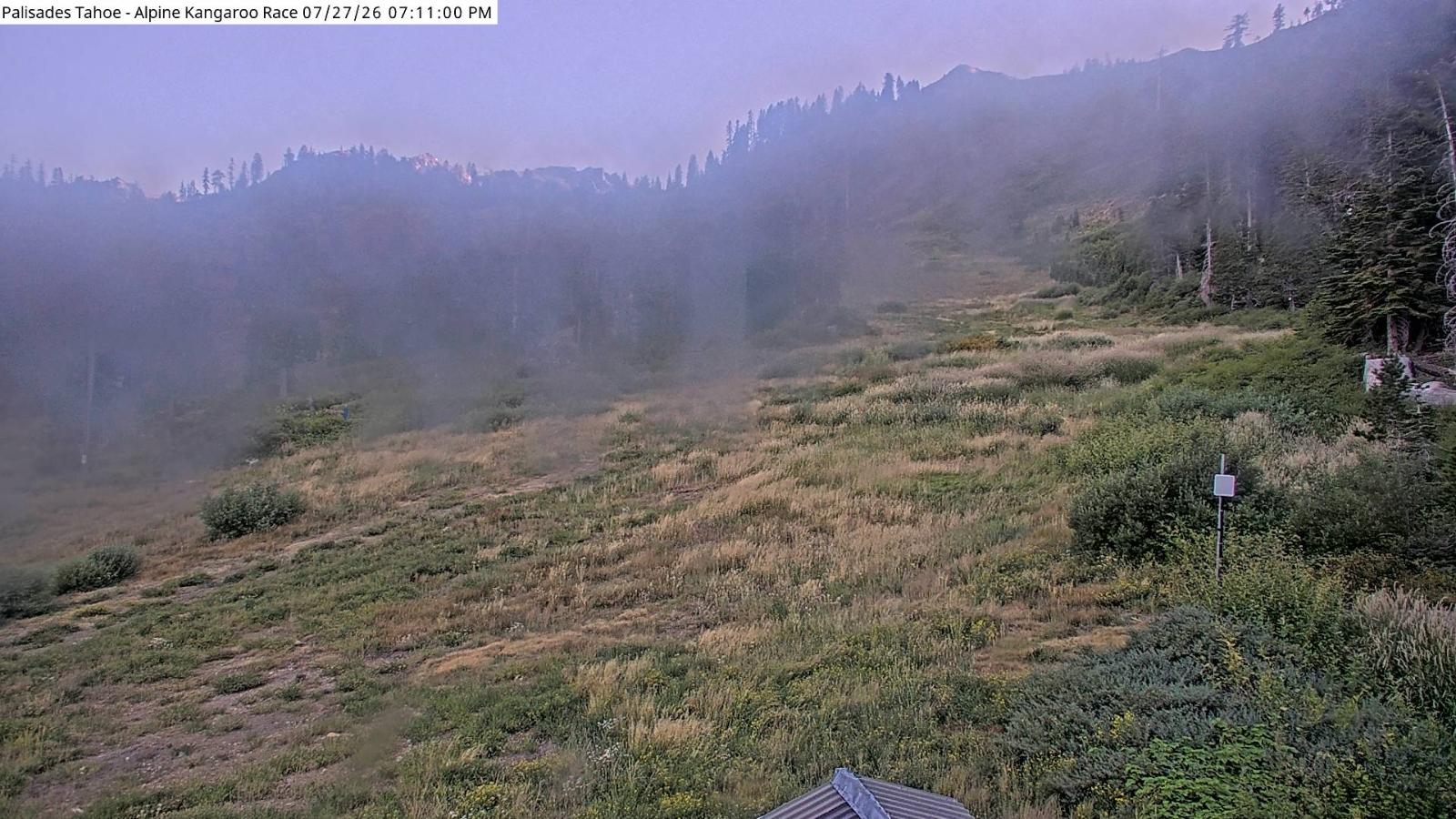Webcam Alpine Meadows: Alpine Race Cam