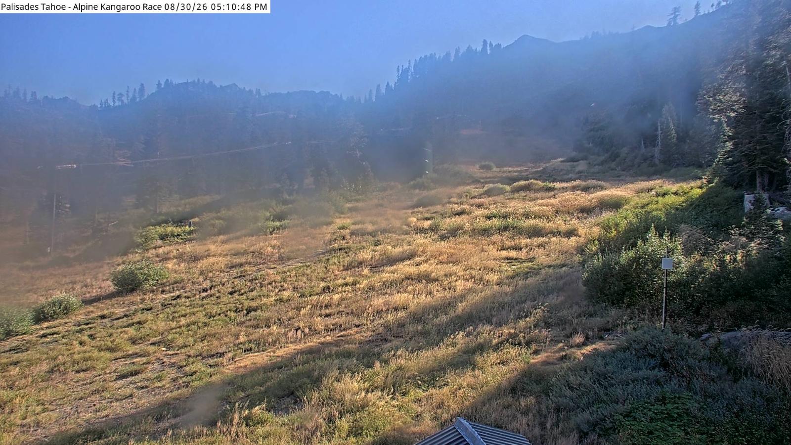 Webcam Alpine Meadows: Alpine Race Cam