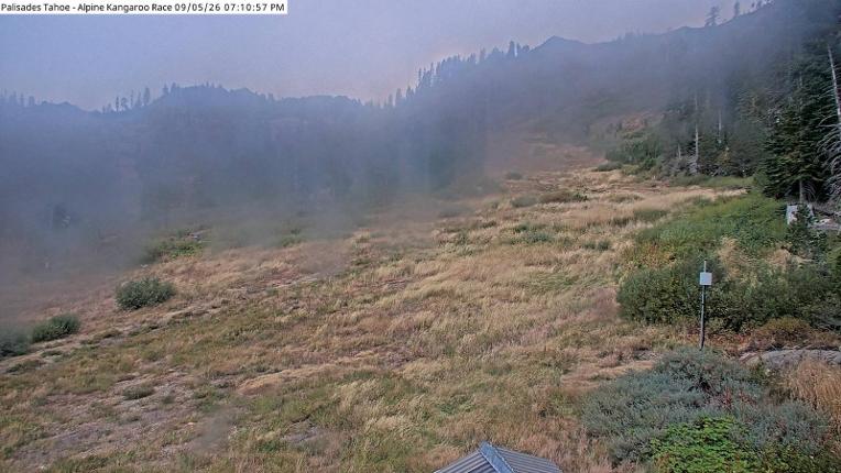 Webcam Alpine Meadows: Alpine Race Cam
