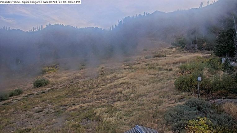 Webcam Alpine Meadows: Alpine Race Cam