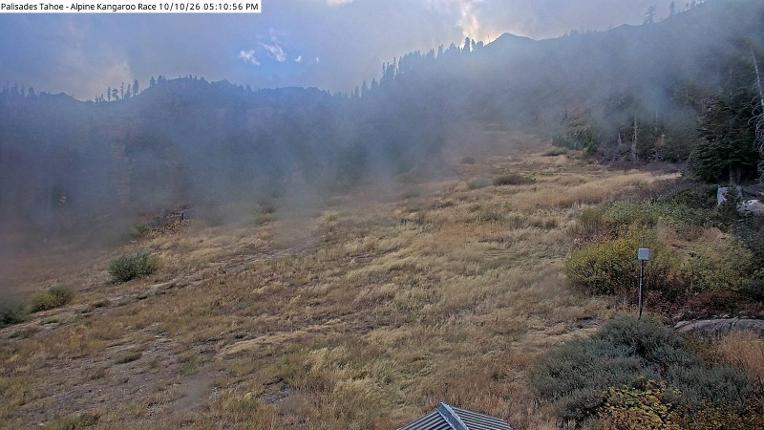 Webcam Alpine Meadows: Alpine Race Cam