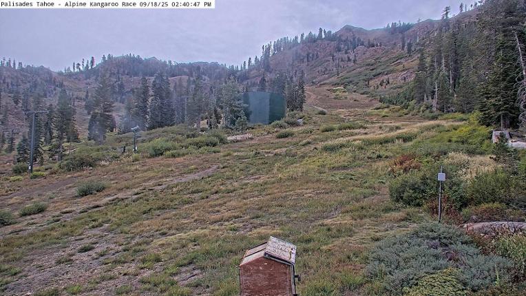 Webcam Alpine Meadows: Alpine Race Cam
