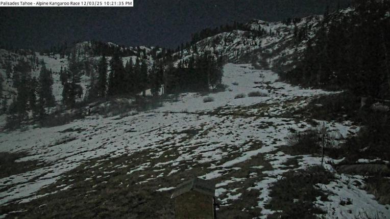 Webcam Alpine Meadows: Alpine Race Cam