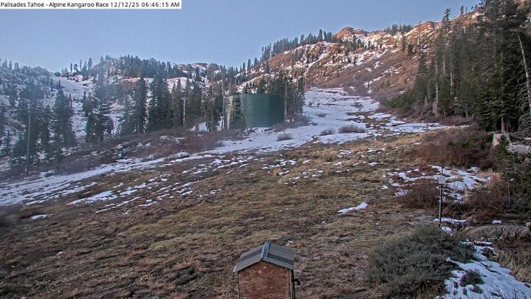 Webcam Alpine Meadows: Alpine Race Cam
