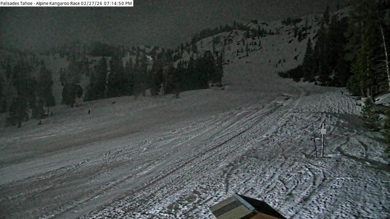 Webcam Alpine Meadows: Alpine Race Cam