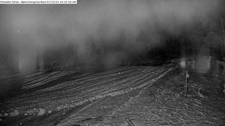 Webcam Alpine Meadows: Alpine Race Cam