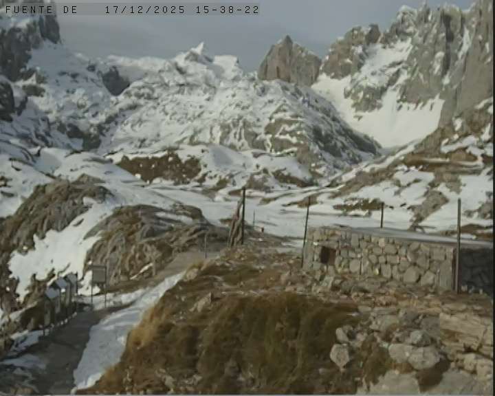 Webcam Alto Campoo: Fuente Dé
