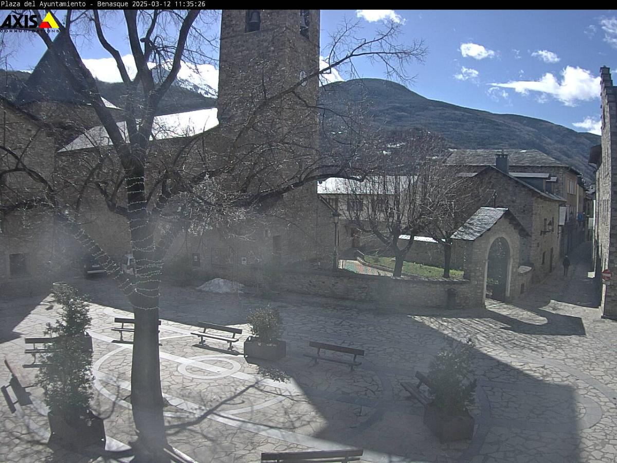 Webcam Aramón Cerler: Plaza Cerler