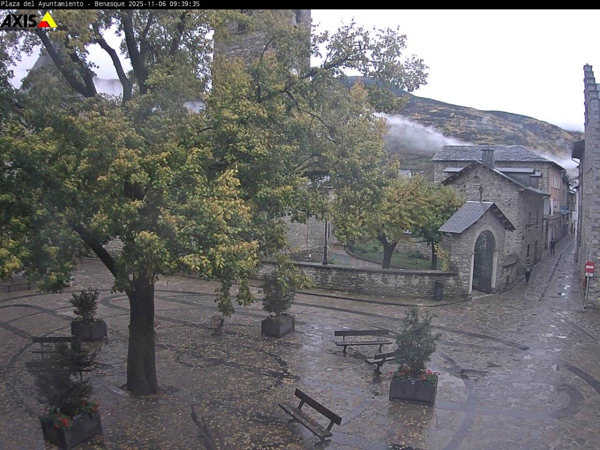 Webcam Aramón Cerler: Plaza Cerler