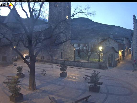 Webcam Aramón Cerler: Plaza Cerler