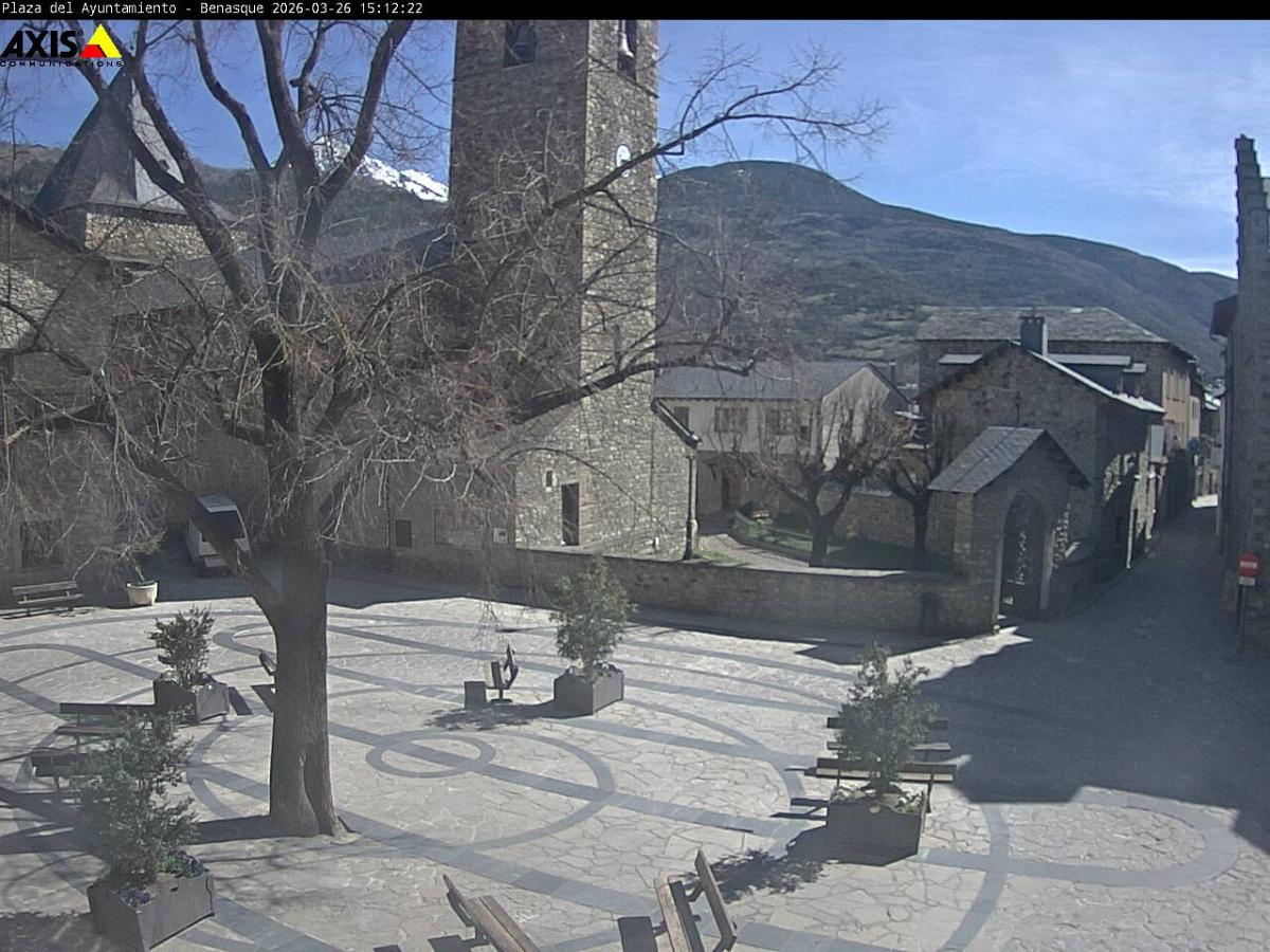 Webcam Aramón Cerler: Plaza Cerler