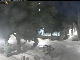 Aramón Cerler: Plaza Cerler (turismobenasque.com)