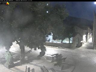 Aramón Cerler: Plaza Cerler (turismobenasque.com)