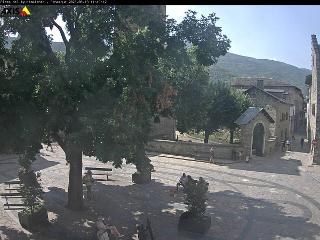 Aramón Cerler: Plaza Cerler (turismobenasque.com)
