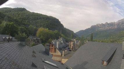 Aramón Panticosa: Pueyo de Jaca (casaescolano.com)