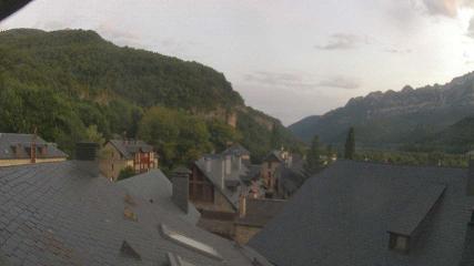 Aramón Panticosa: Pueyo de Jaca (casaescolano.com)