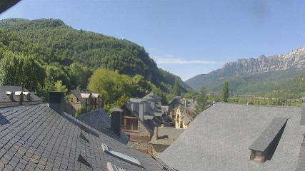 Aramón Panticosa: Pueyo de Jaca (casaescolano.com)
