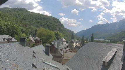 Aramón Panticosa: Pueyo de Jaca (casaescolano.com)