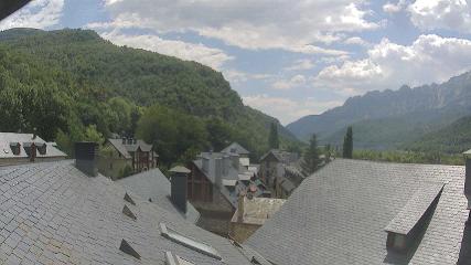 Aramón Panticosa: Pueyo de Jaca (casaescolano.com)