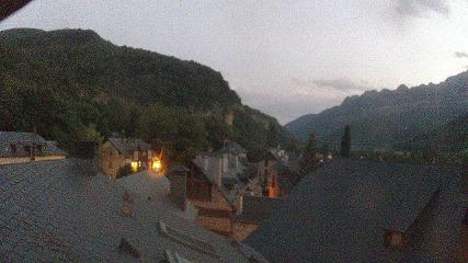 Aramón Panticosa: Pueyo de Jaca (casaescolano.com)