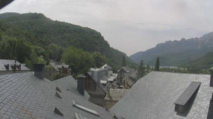 Aramón Panticosa: Pueyo de Jaca (casaescolano.com)