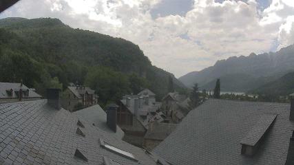 Aramón Panticosa: Pueyo de Jaca (casaescolano.com)