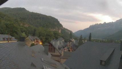 Aramón Panticosa: Pueyo de Jaca (casaescolano.com)