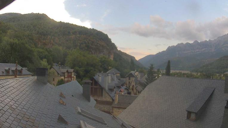 Webcam Aramón Panticosa: Pueyo de Jaca