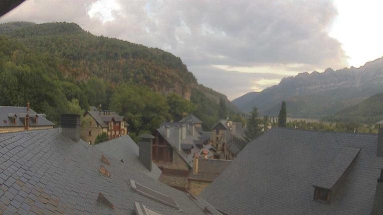 Webcam Aramón Panticosa: Pueyo de Jaca