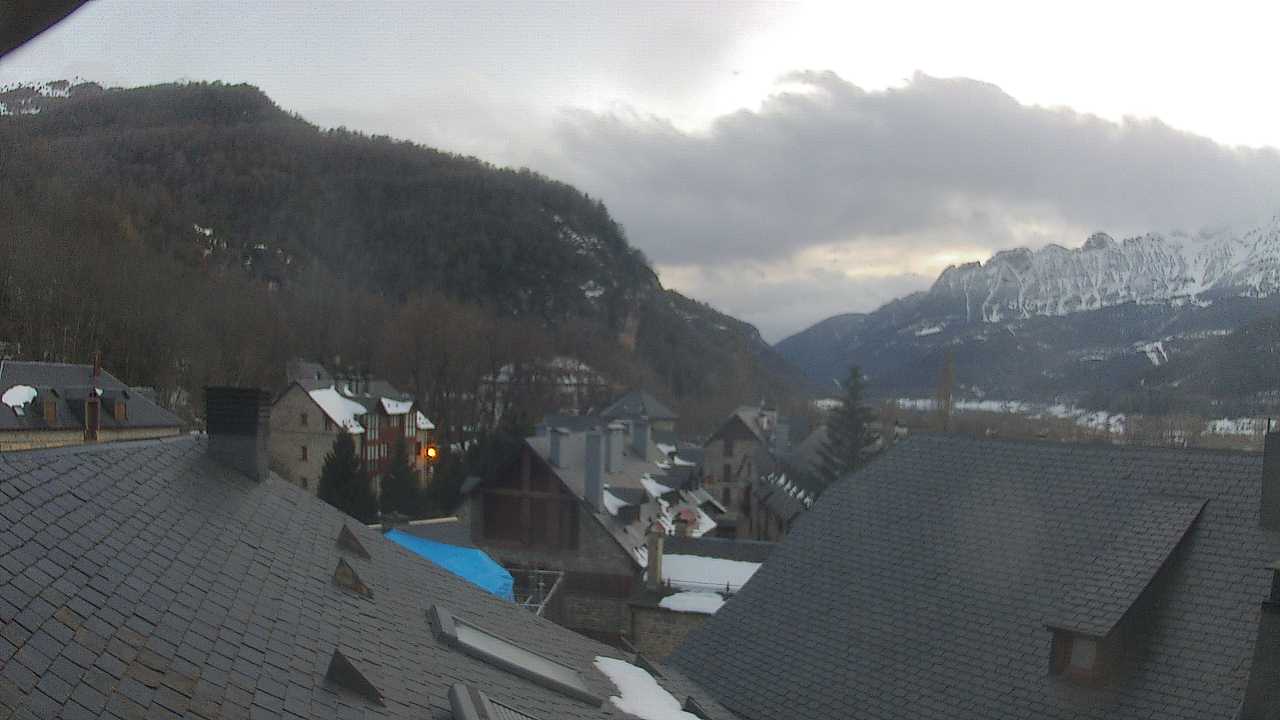 Webcam Aramón Panticosa: Pueyo de Jaca