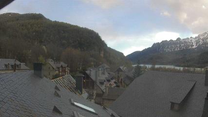 Aramón Panticosa: Pueyo de Jaca (casaescolano.com)