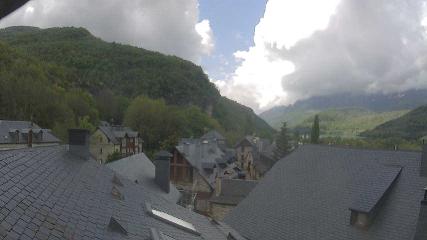 Aramón Panticosa: Pueyo de Jaca (casaescolano.com)