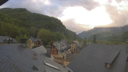 Aramón Panticosa: Pueyo de Jaca (casaescolano.com)