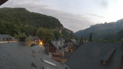 Aramón Panticosa: Pueyo de Jaca (casaescolano.com)