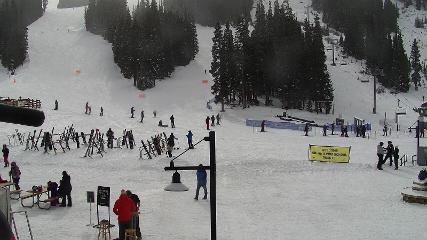 Arapahoe Basin: Base area (arapahoebasin.com)