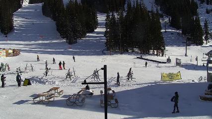 Arapahoe Basin: Base area (arapahoebasin.com)
