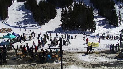 Arapahoe Basin: Base area (arapahoebasin.com)