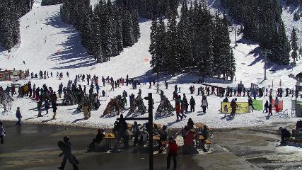 Arapahoe Basin: Base area (arapahoebasin.com)