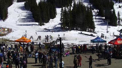 Arapahoe Basin: Base area (arapahoebasin.com)