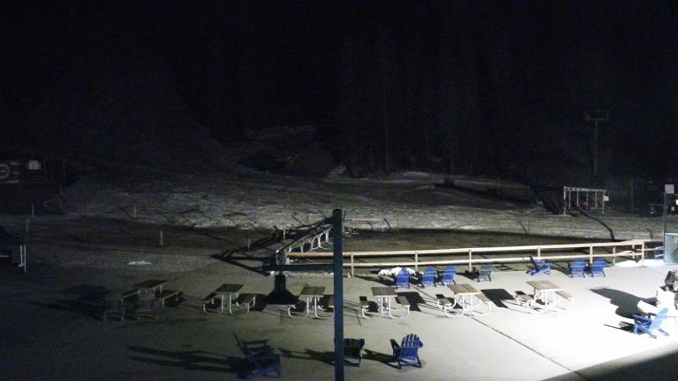 Webcam Arapahoe Basin: Base area