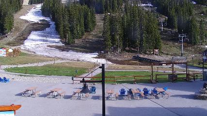 Arapahoe Basin: Base area (arapahoebasin.com)