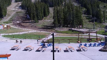 Arapahoe Basin: Base area (arapahoebasin.com)