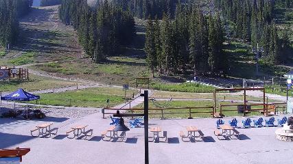 Arapahoe Basin: Base area (arapahoebasin.com)
